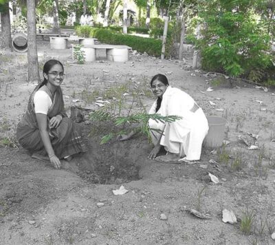 SSSIHL-PSN-Campus-Tree-Planting-17Sep2018-11