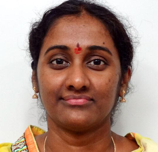 Dr. (Mrs.) Pallavi C