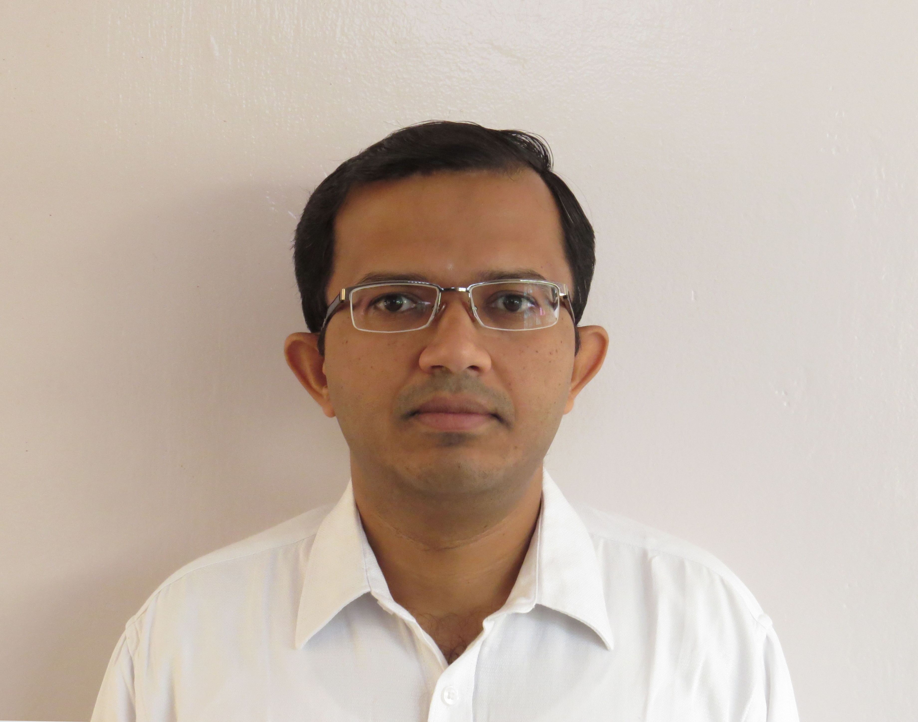 Dr. Sumukh Nandan R