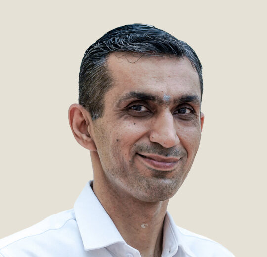 Dr. Darshan Gera
