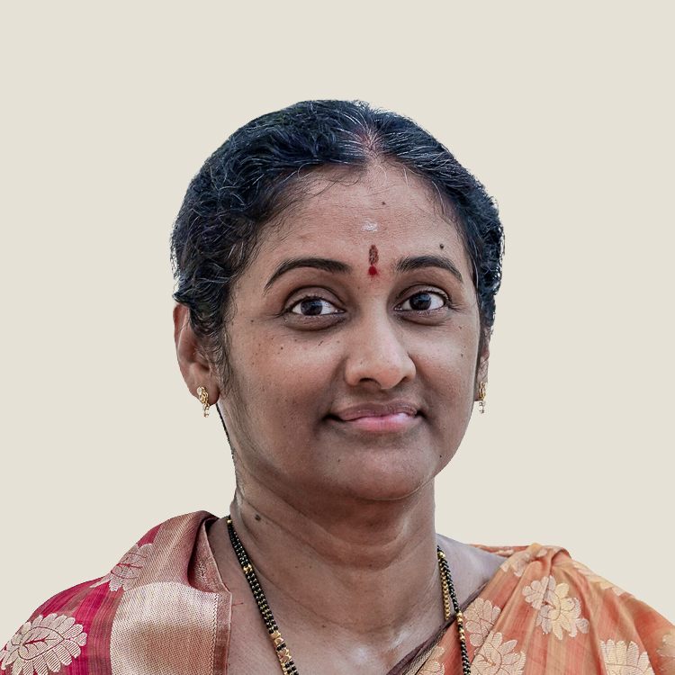 Dr. Pallavi C